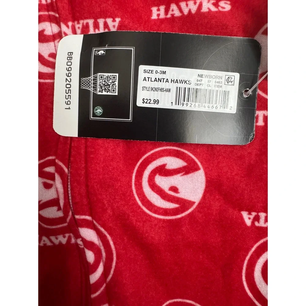 NBA Atlanta Hawks Infant Footed Sleeper Red Fleece Pajamas 0-3M NEW